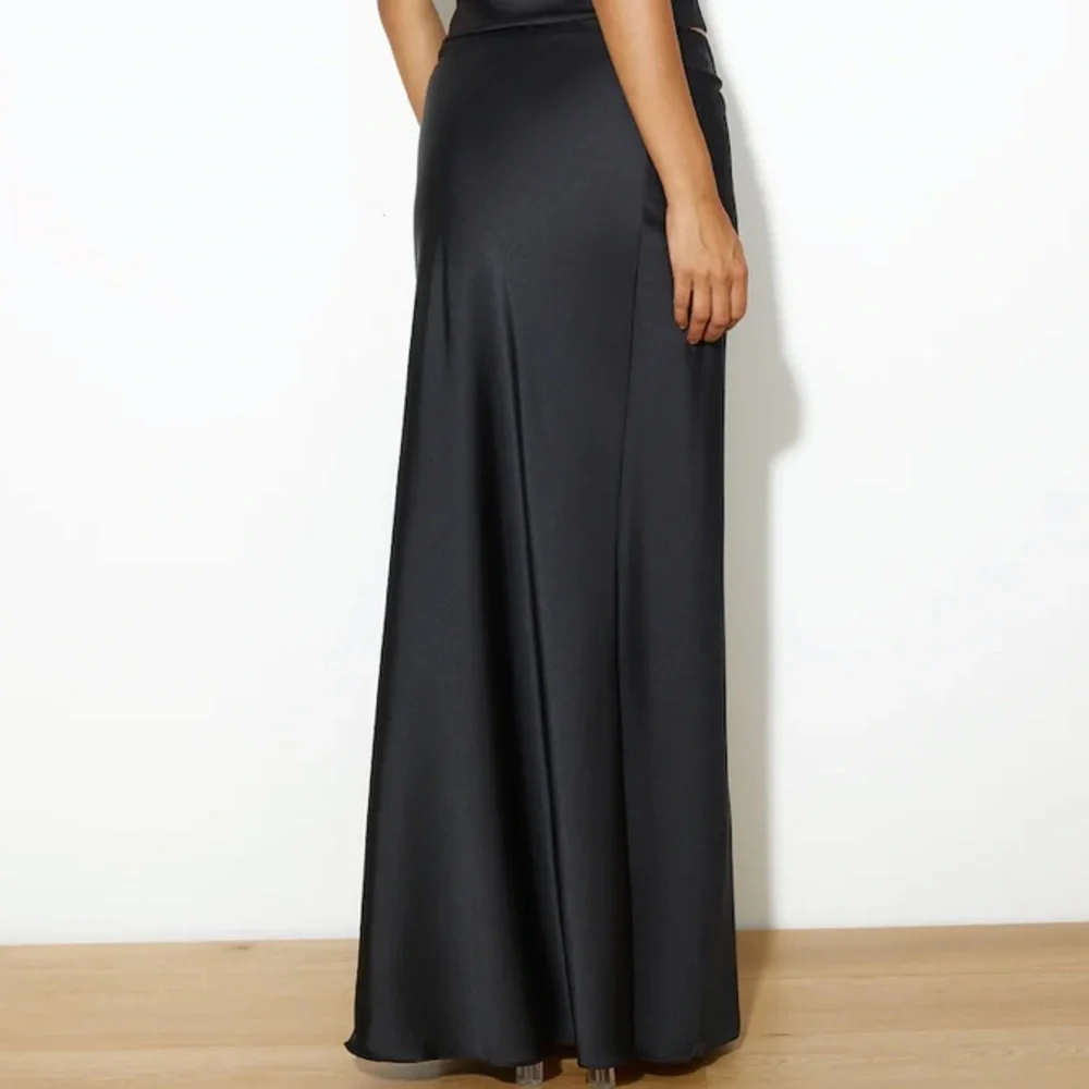 LIONESS X PIA MANCE MARMONT MAXI 🖤 - Picture 6 of 10